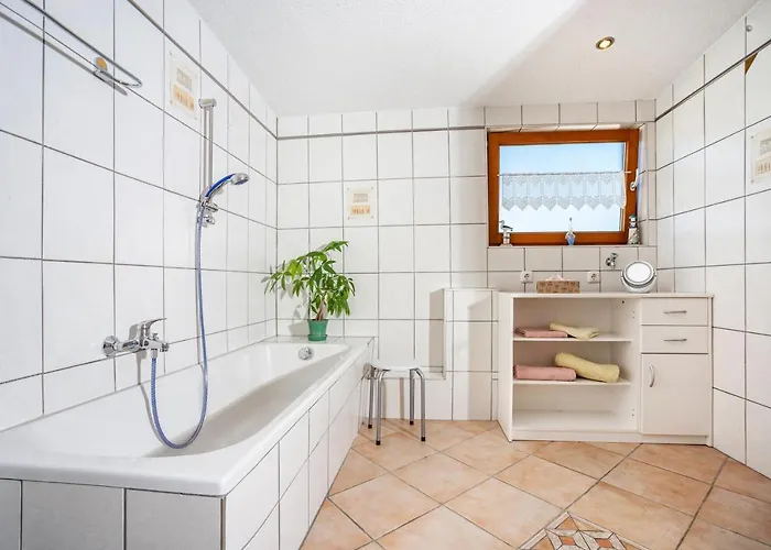 Paulas Koenigscard Apartment *